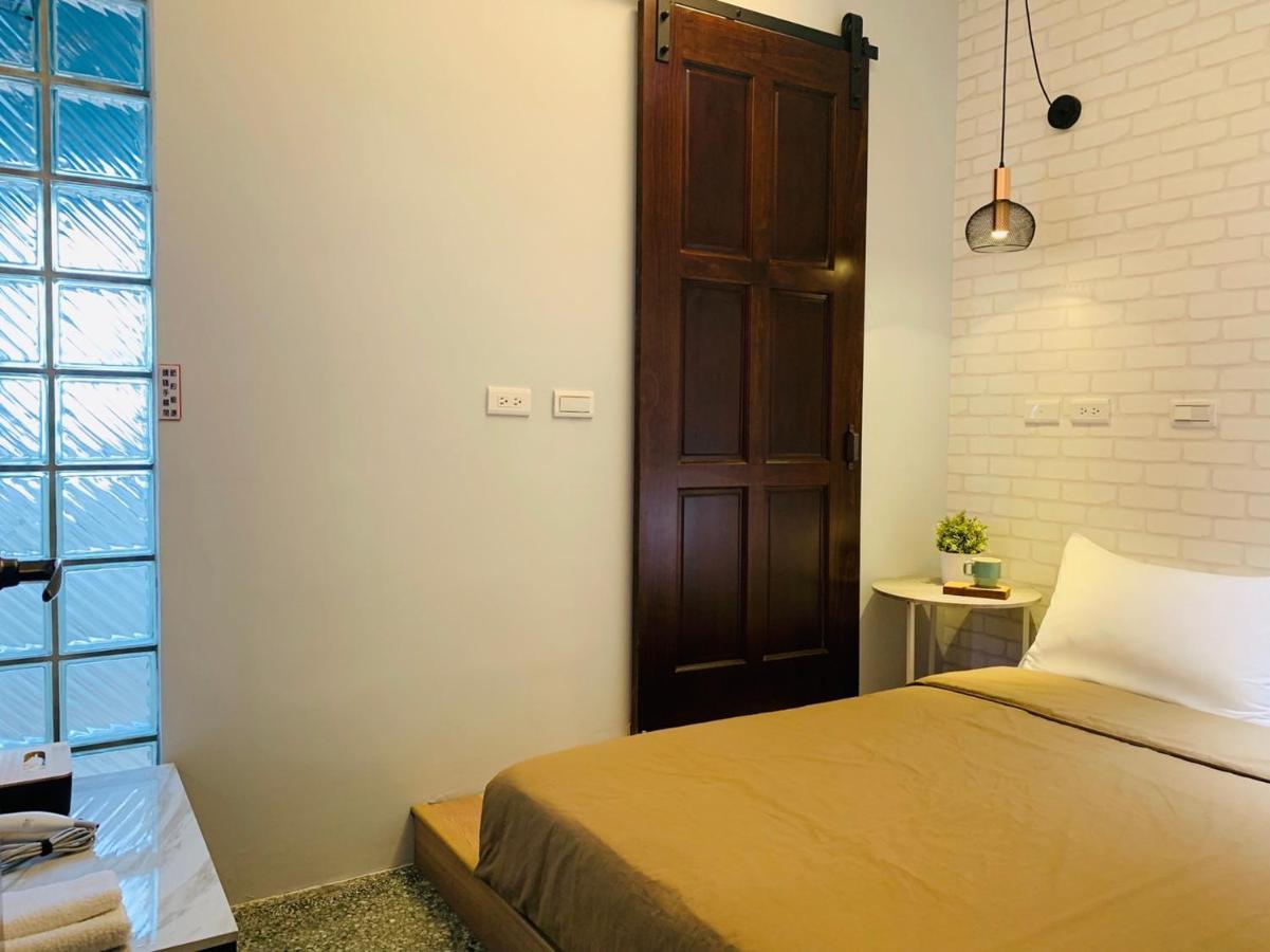 OYAJI Guesthouse - 台南老屋 可 包棟 民宿 Extérieur photo