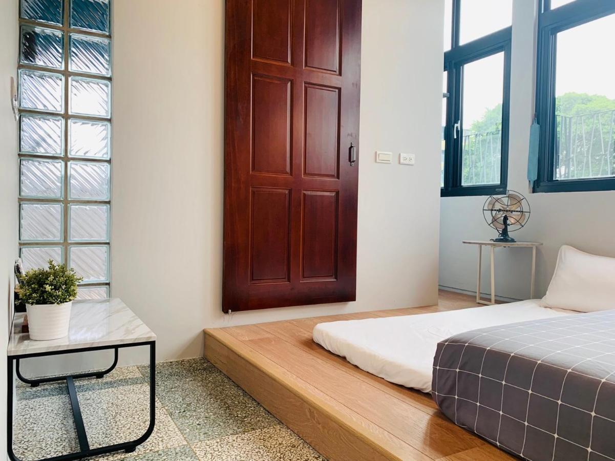 OYAJI Guesthouse - 台南老屋 可 包棟 民宿 Extérieur photo