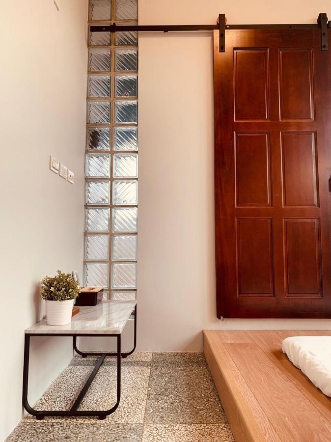 OYAJI Guesthouse - 台南老屋 可 包棟 民宿 Extérieur photo