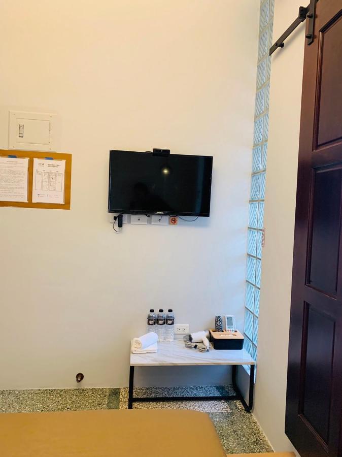 OYAJI Guesthouse - 台南老屋 可 包棟 民宿 Extérieur photo