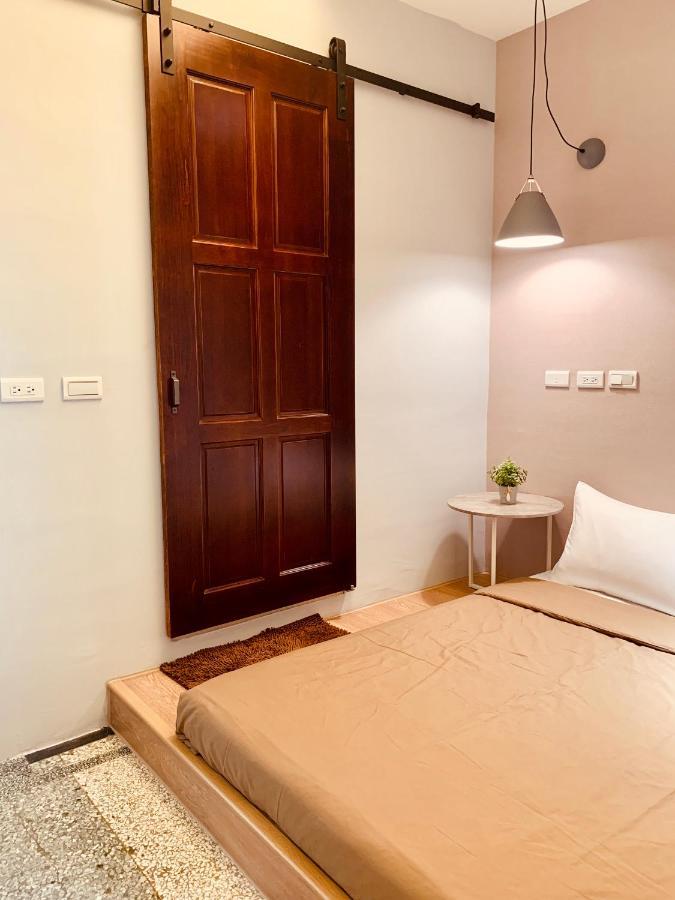 OYAJI Guesthouse - 台南老屋 可 包棟 民宿 Extérieur photo