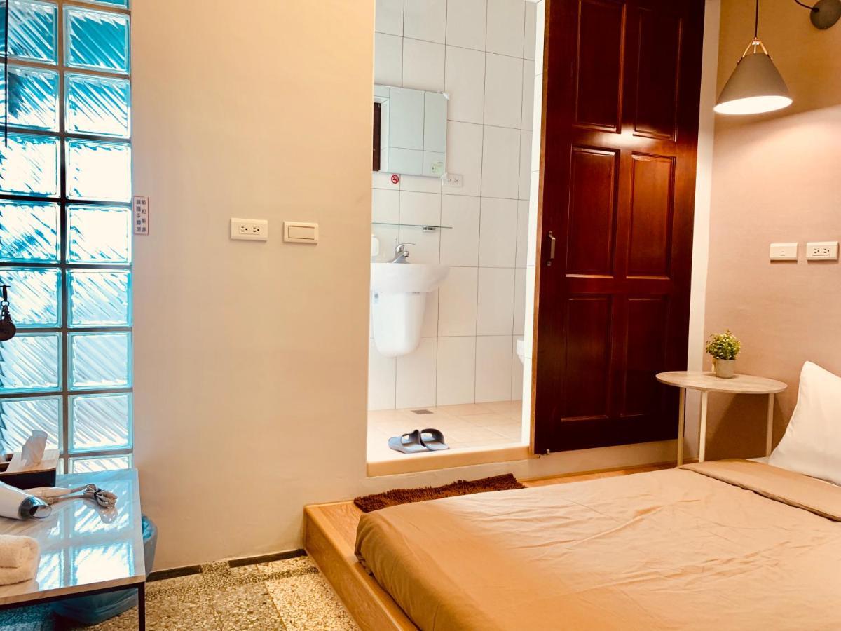 OYAJI Guesthouse - 台南老屋 可 包棟 民宿 Extérieur photo