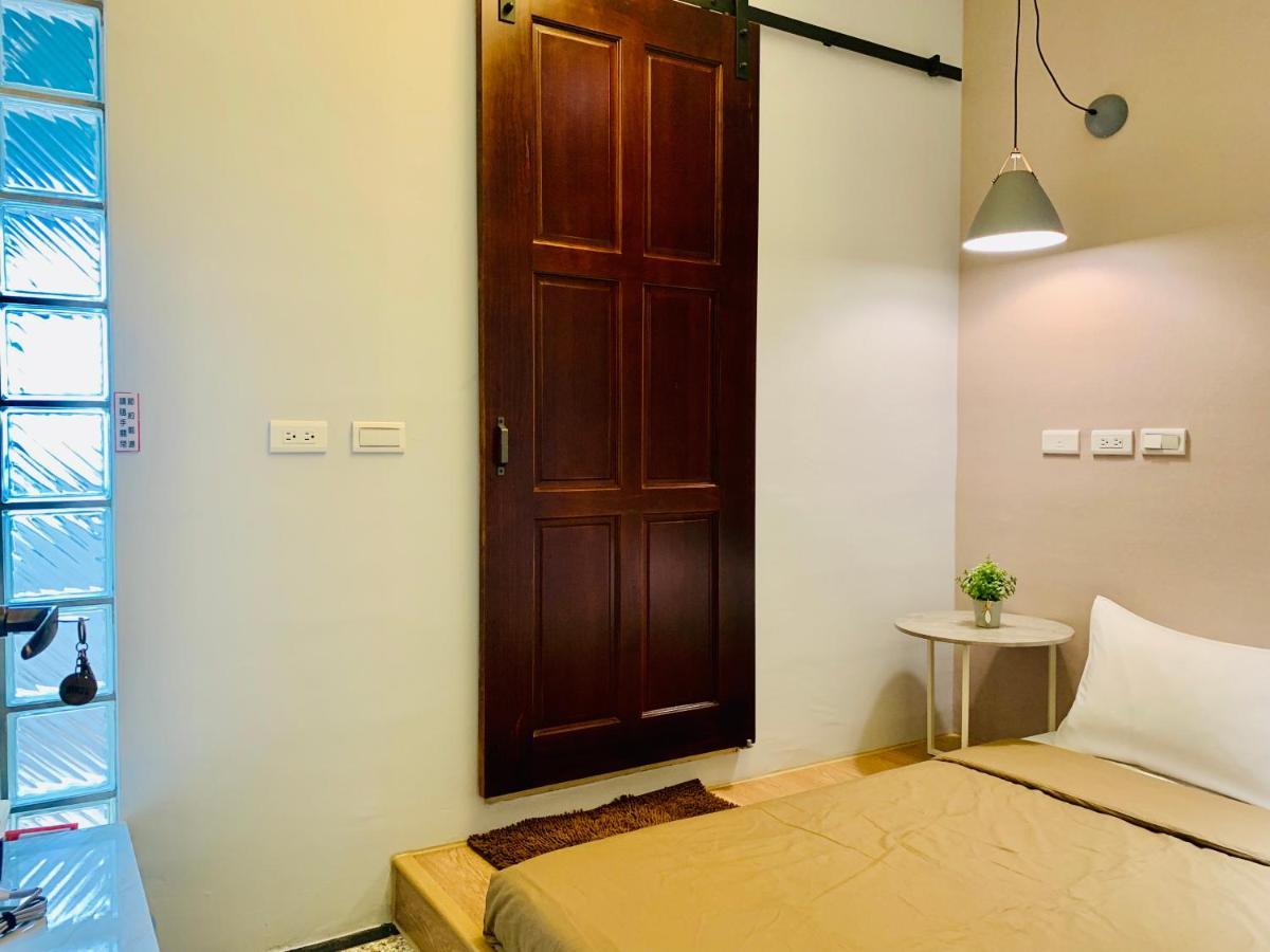 OYAJI Guesthouse - 台南老屋 可 包棟 民宿 Extérieur photo