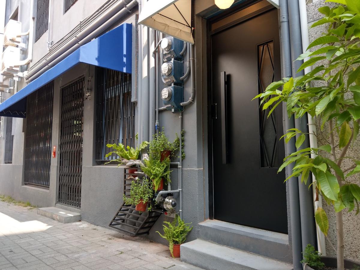 OYAJI Guesthouse - 台南老屋 可 包棟 民宿 Extérieur photo