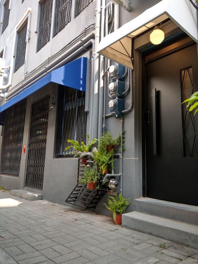 OYAJI Guesthouse - 台南老屋 可 包棟 民宿 Extérieur photo